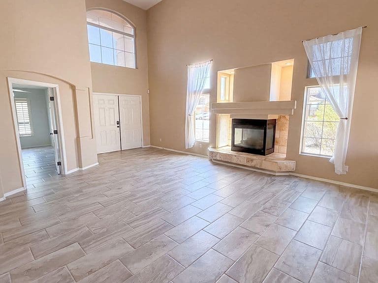 15652 W CALAVAR Road photo 3