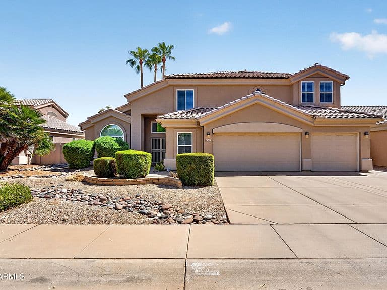 4507 E OLIVE Avenue photo 2