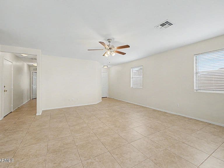 2282 E MEADOW CHASE Drive photo 5