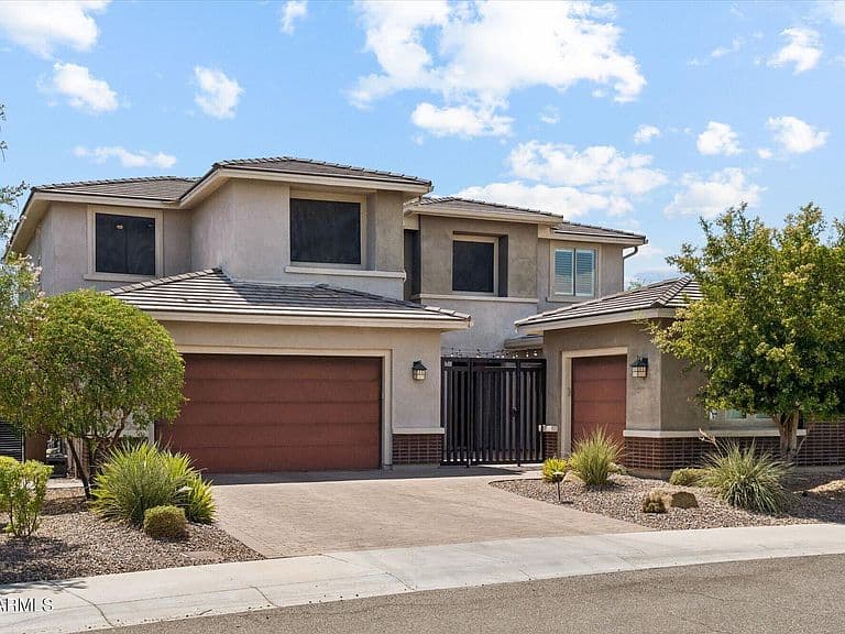 2905 E LOS GATOS Drive photo 5