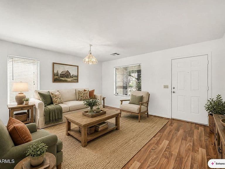 1698 E ANASTASIA Street photo 4
