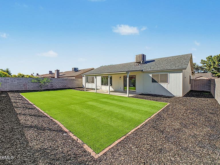 3061 W COUNTRY CLUB Terrace photo 4
