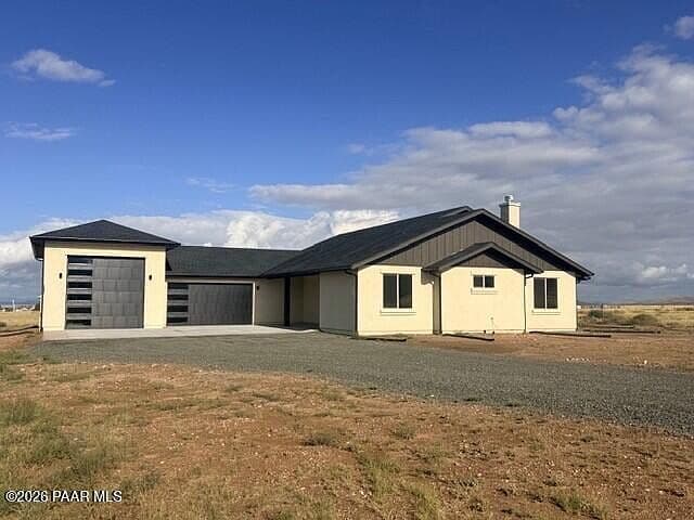 11808 N Outlaw Ln photo 1