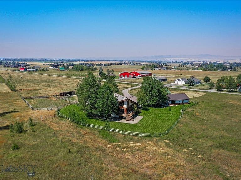 6070 Springhill Rd photo 3