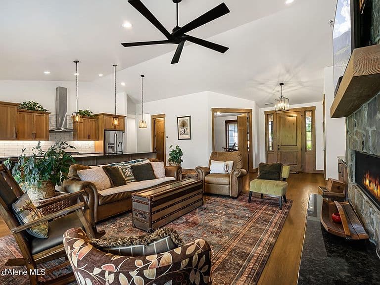 157 Whiskey Jack Cir photo 4