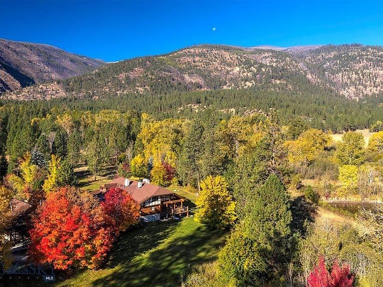 5600 Spring Mountain Rd photo 1
