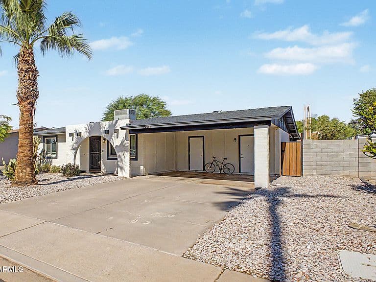 2345 W CALLE IGLESIA Avenue photo 3