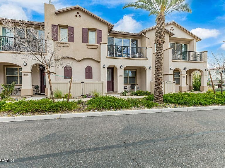 4708 S Glacier Ave photo 2