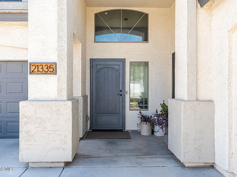 21335 E VIA DEL RANCHO -- photo 2