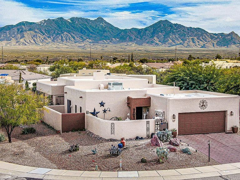 657 S Placita Del Desierto photo 1