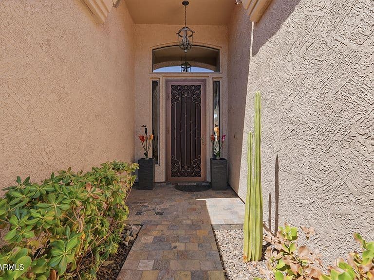 6334 E VIEWMONT Drive #28 photo 3