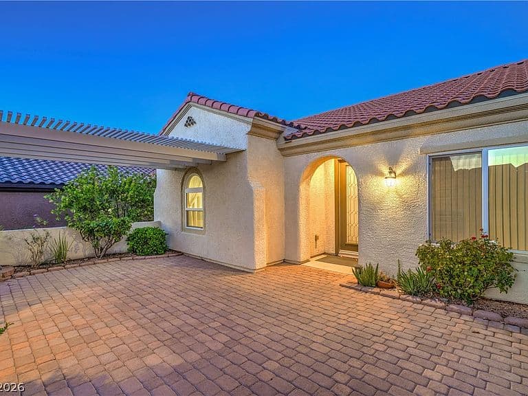 2148 Shadow Canyon Dr photo 4