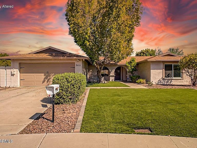 2415 W DAILEY Street photo 1