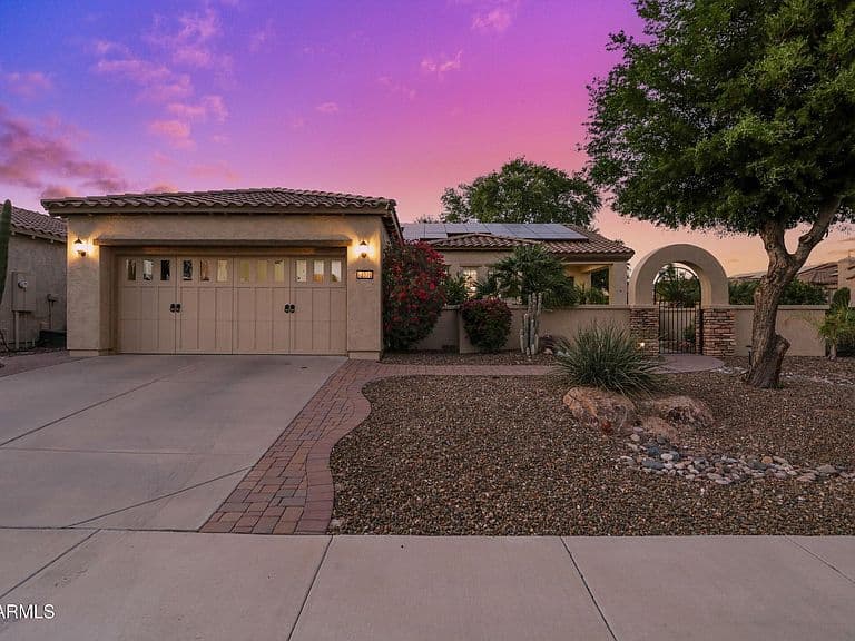 12370 W ROBERTA Lane photo 1