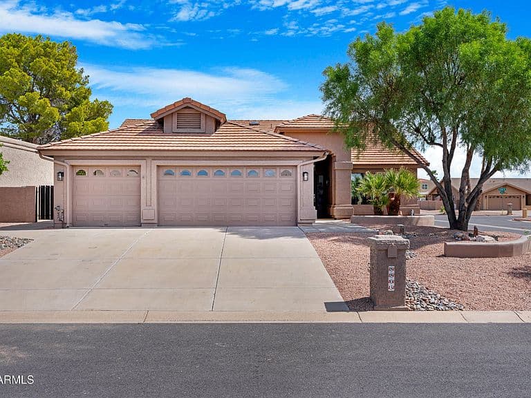 8803 E FAIRWAY Boulevard photo 3