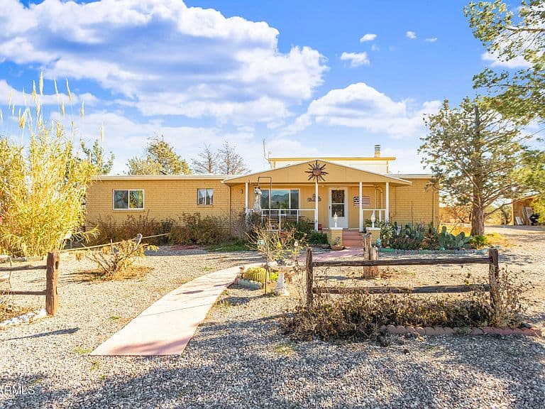 5681 S Moson Road photo 1