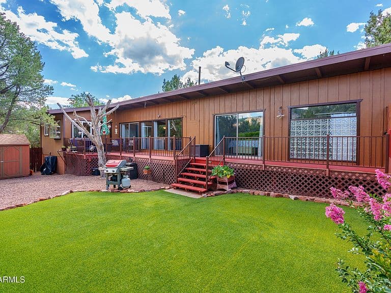470 BREWER Road photo 5
