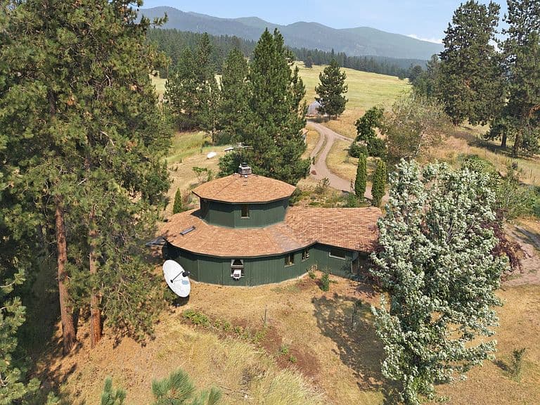 22194 Spike Ln photo 3