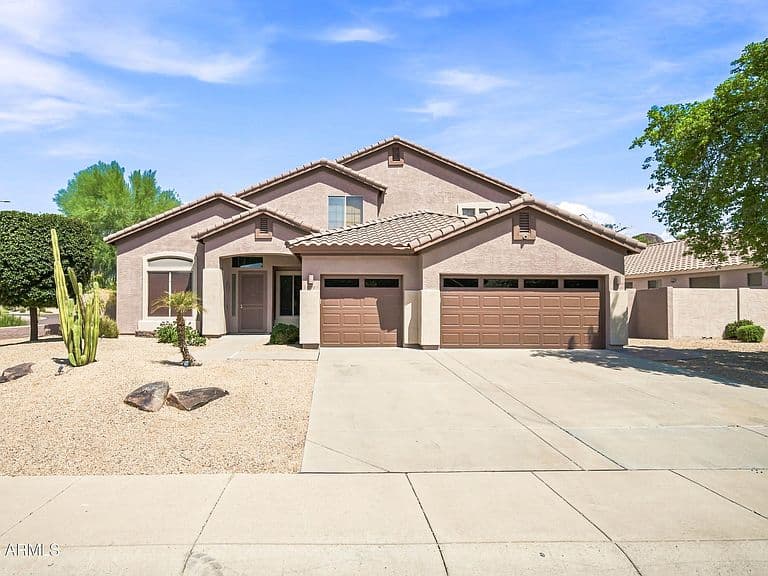 6772 W El Cortez Place photo 1