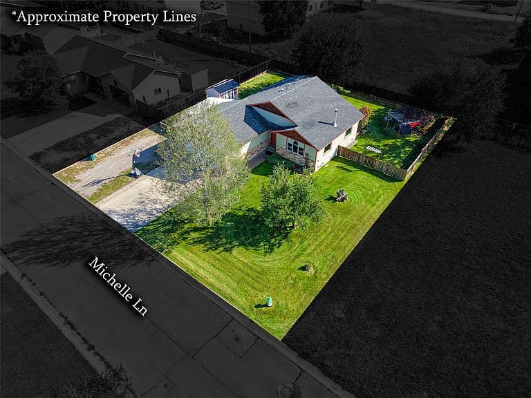 109 Michelle Ln photo 3