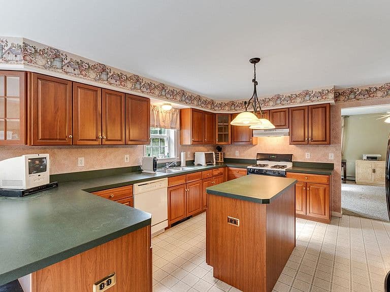 317 Wheeler Road photo 4