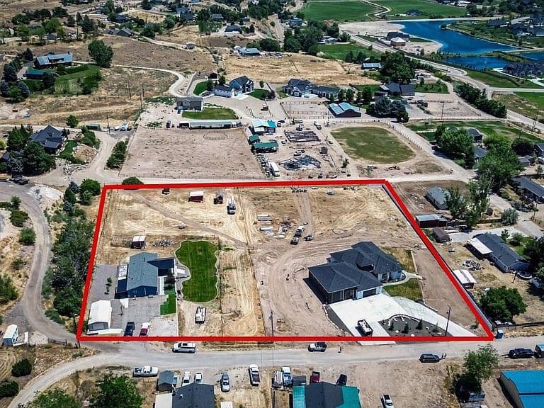 23904 Southview Ln photo 2