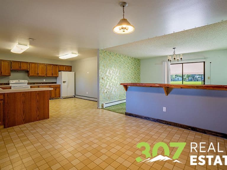 20 Casper Dr photo 2