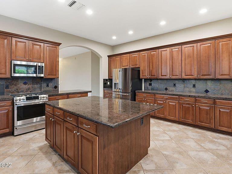 1230 W Lyle Ln photo 4