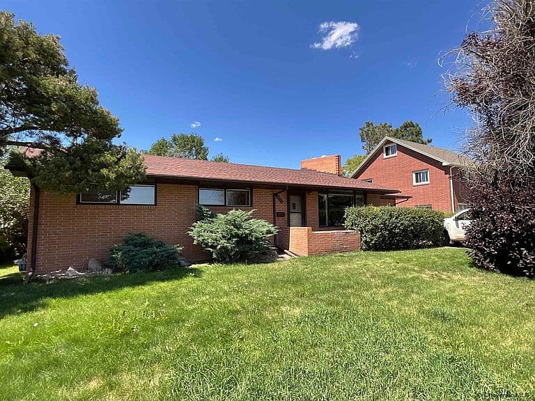 5404 Frederick Dr photo 1