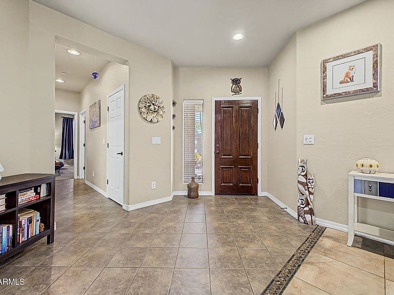 2364 W TURTLE HILL Court photo 4