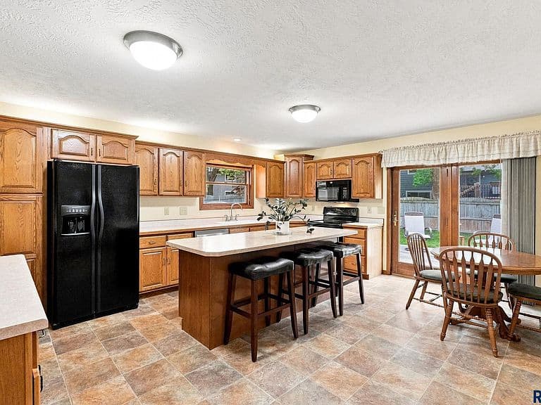 2052 S Bradford Ct photo 5