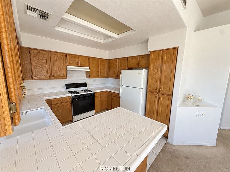 4057 S Nicholas Drive photo 4