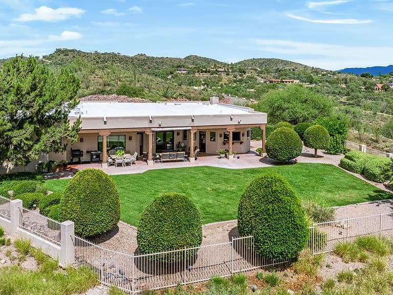 730 E Camino Vista Del Cielo photo 3