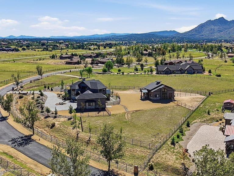 9880 N American Ranch Rd photo 4
