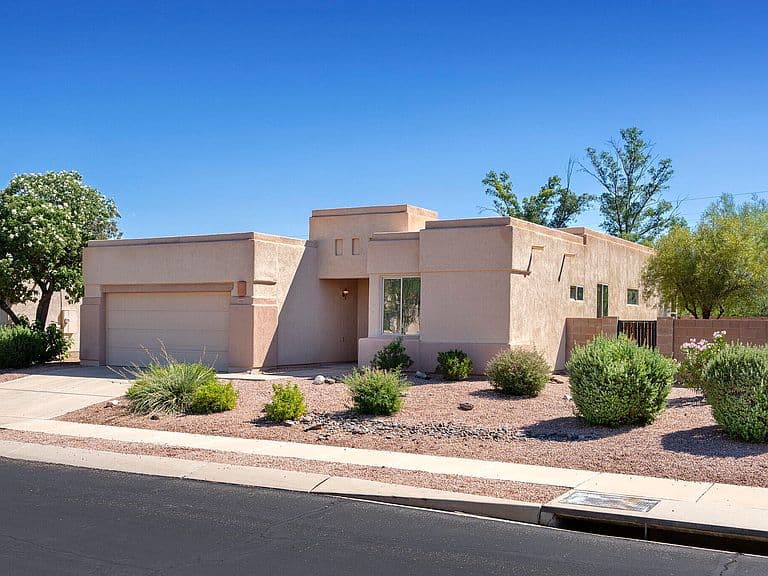2622 N Avenue Valiente photo 4