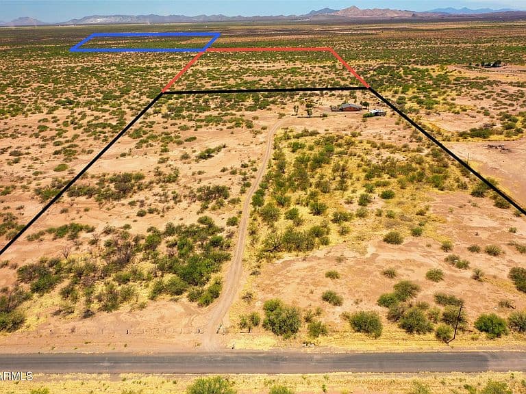 4679 W Prince Rd photo 5