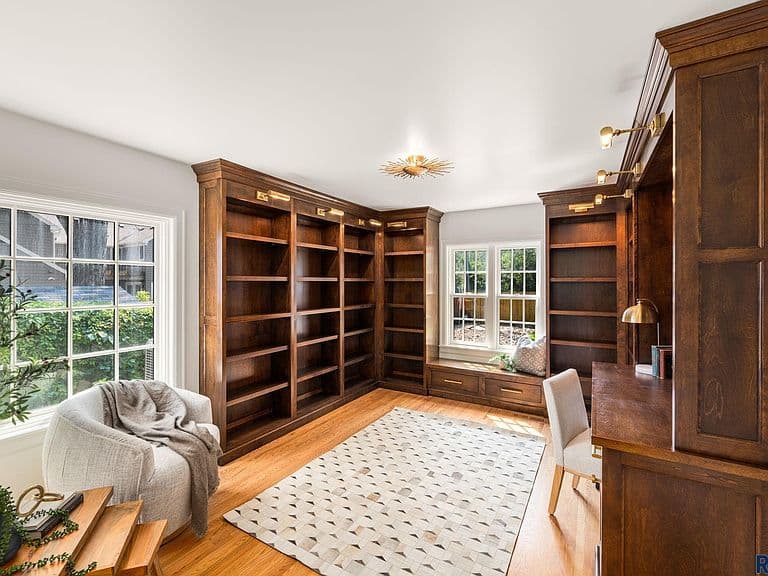 2015 S Pendar Ln photo 3
