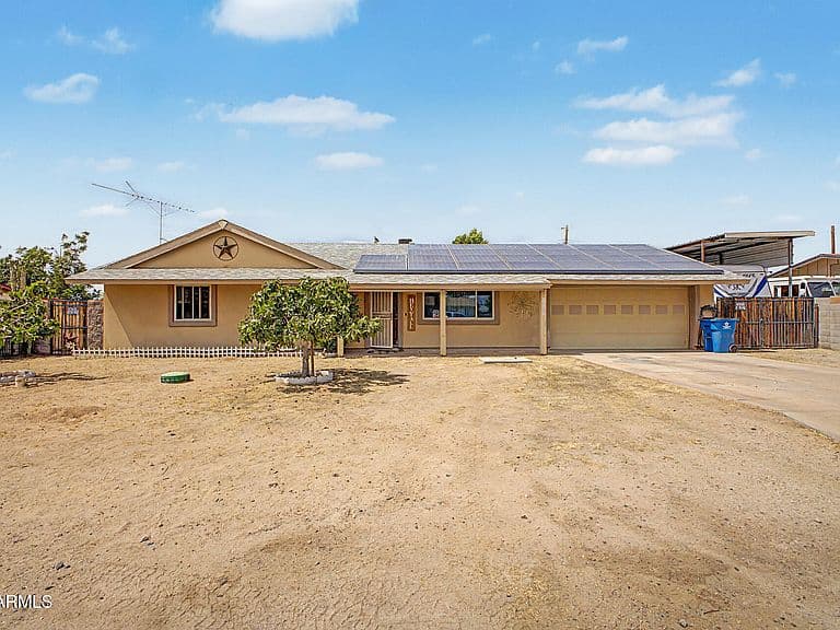 10434 E ALBANY Street photo 1