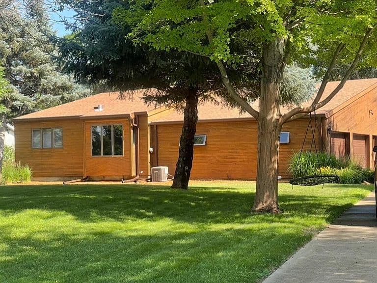 12956 Prairiewood Dr photo 2