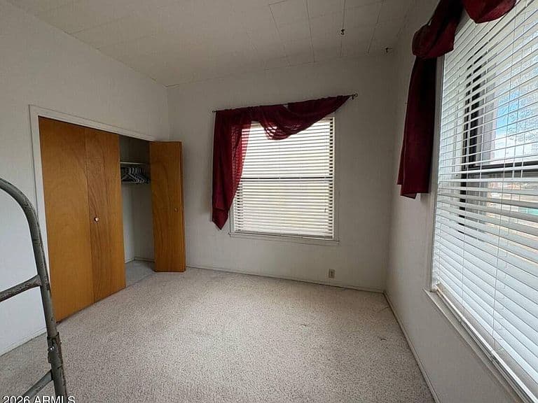 222 W FOURTH Street photo 5