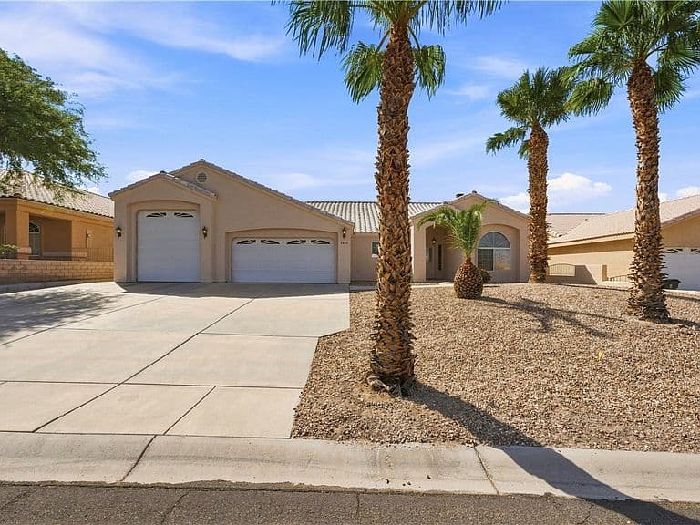 2470 Mohave Ridge Avenue photo 1