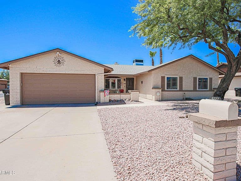 6227 E EVANS Drive photo 1