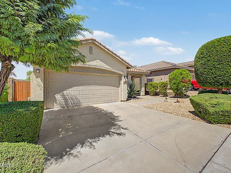 38414 N PAGODA Lane photo 3