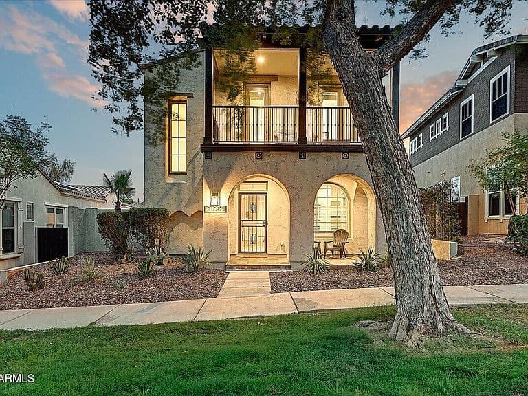 21053 W GLEN Street photo 2