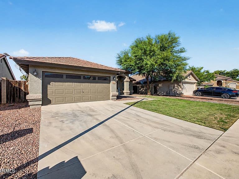 14904 W HONEYSUCKLE Lane photo 3