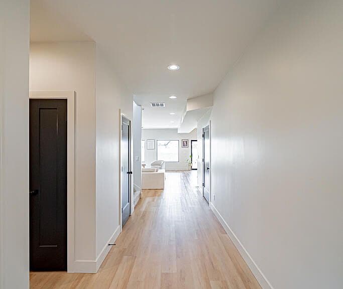4034 E 537 N photo 3