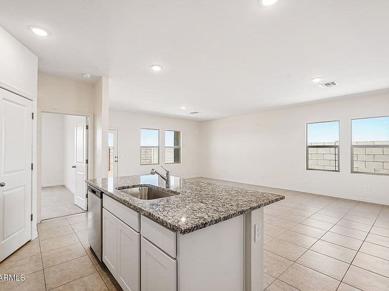 9523 W GABY Road photo 5