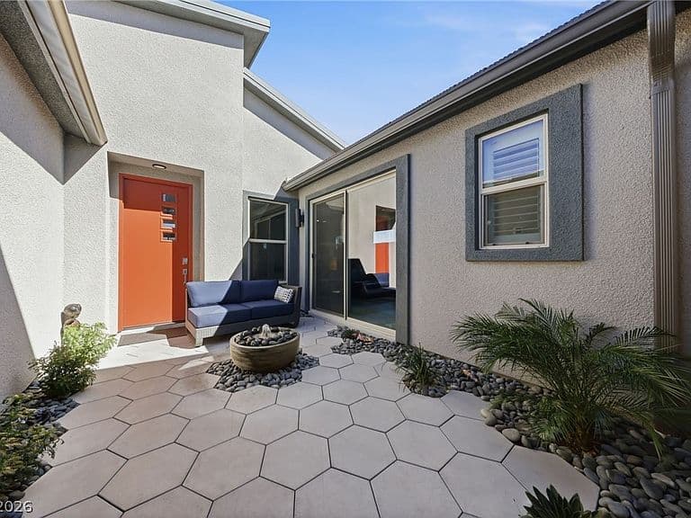 10254 Barnett Hill Ct photo 2