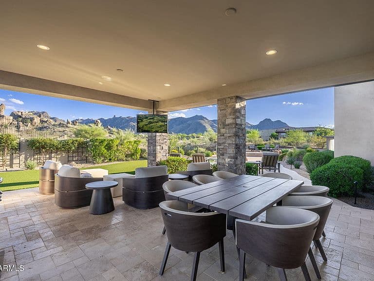 12423 E DESERT VISTA Drive photo 3