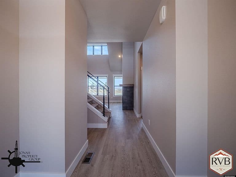 5401 Dolomite Cir photo 4